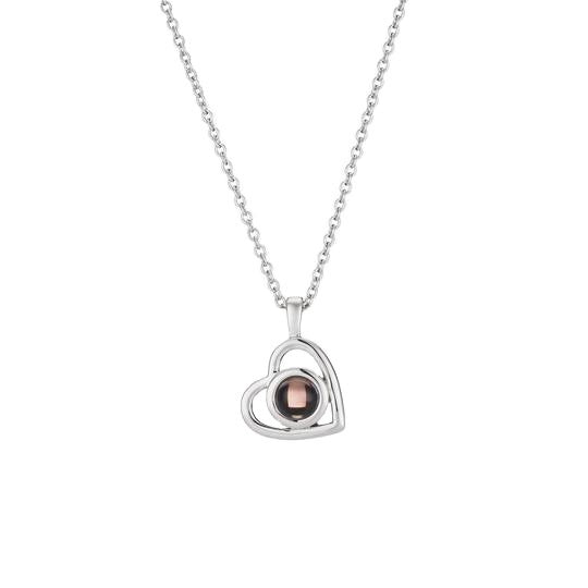 S925 Zilveren romantische fotoprojectie ketting met kleurrijke hartvormige hanger.