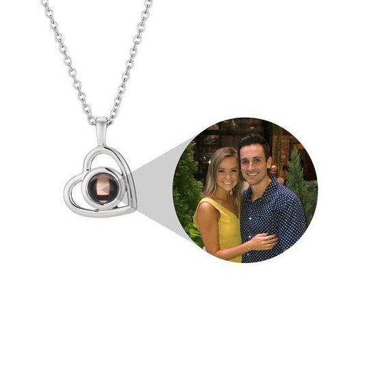 S925 Zilveren romantische fotoprojectie ketting met kleurrijke hartvormige hanger.